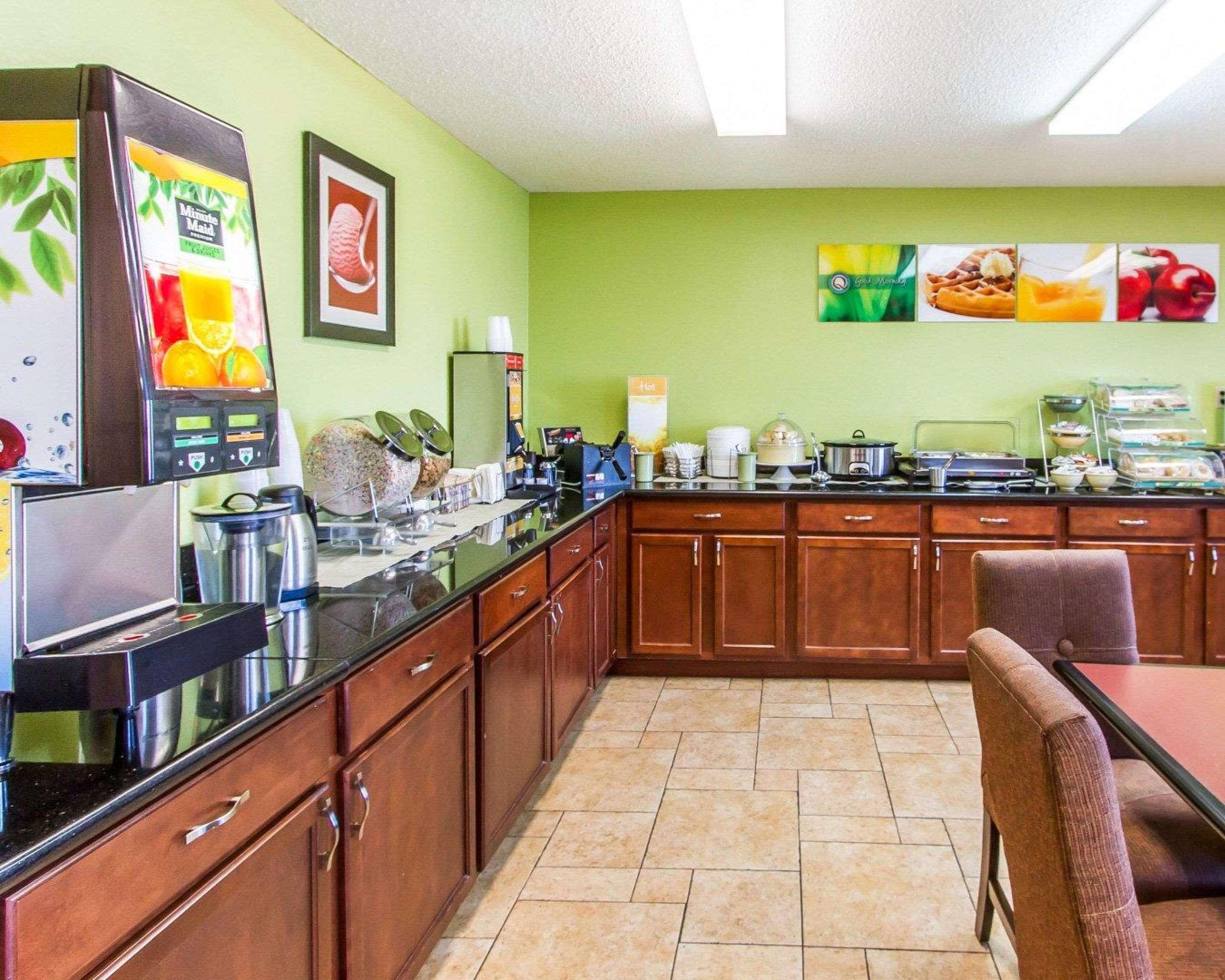 奥塔姆瓦旅馆及套房品质酒店 Ottumwa 外观 照片